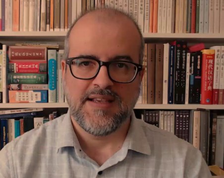 Почина пловдивският преводач и писател Петко Хинов