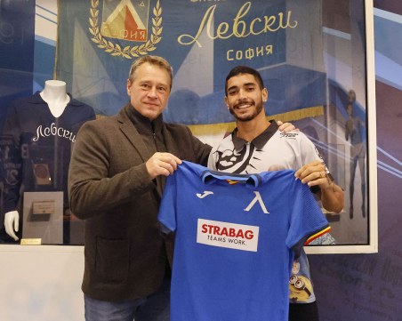 Левски обяви привличането на още един чужденец