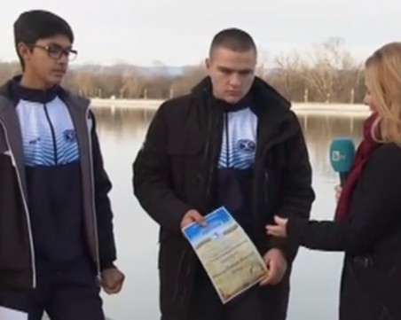 Отличиха 15-годишните пловдивчани, спасили мъж и жена от удавяне в Гребния канал