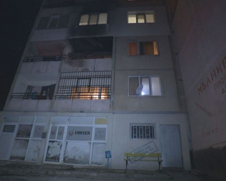 Жена почина при пожар в София, огънят може да е тръгнал от пиротехника