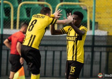 Отборът на Ботев Пловдив ще се събере на 6 и януари