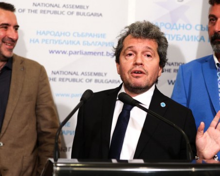 Тошко Йорданов: Нито една от настоящите мерки не върши работа