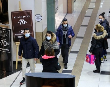 В София засилват проверките за спазване на COVID мерките в градския транспорт и търговските обекти
