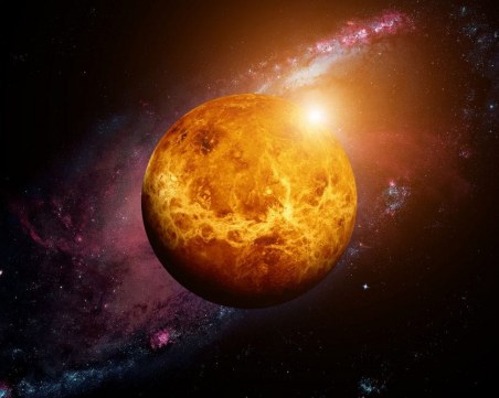 Астросъбитията през януари: Черна луна и три планети в ретроград