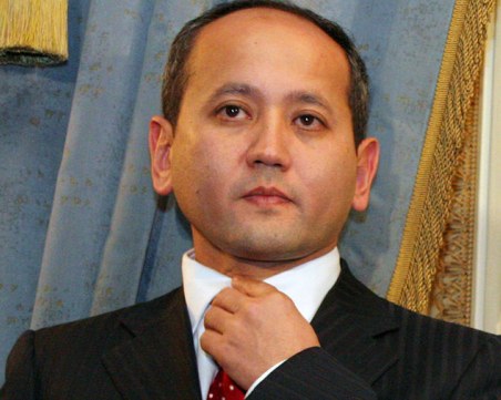 Осъден банкер се обяви за лидер на протестите в Казахстан