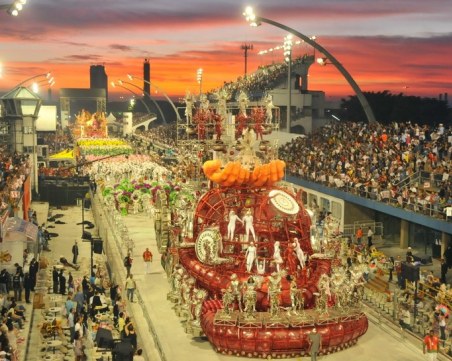 Отмениха карнавалът в Сао Пауло заради пандемията