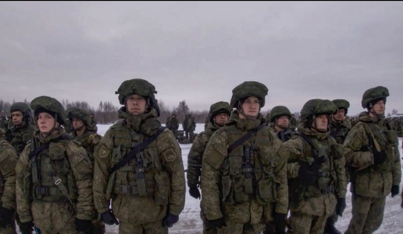 Ден след пристигането на военни сили, ръководени от Русия, казахсатнският