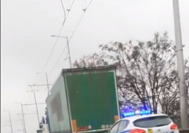 Катастрофа е станала в Пловдив в обедните часове Камион се