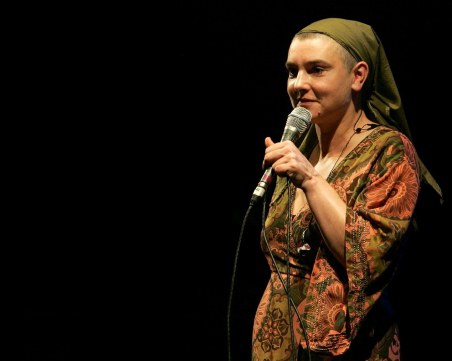 17-годишният син на Шиниъд О'Конър се е самоубил