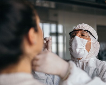 Делта и Омикрон мутираха в Делтамикрон в Кипър