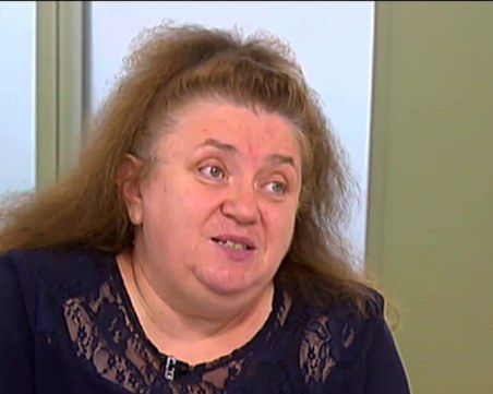 Проф. Александрова: Бустерната доза намалява наполовина шанса от инфектиране с Омикрон