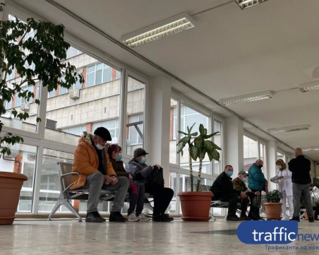 Всички загубили битката с COVID през последното денонощие са неваксинирани