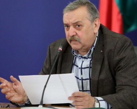 Кантарджиев: Още тази седмица може да достигнем нови рекорди със заразени