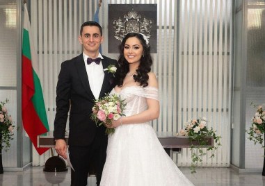 Георги Костадинов започна годината със сватба Той се врече във