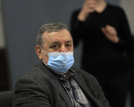 Кантарджиев: От всички щамове Омикрон засяга най-малко белия дроб