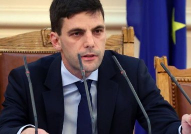 Председателят на парламента Никола Минчев който даде положителна проба за