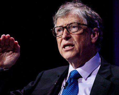 Бил Гейтс: Разпространението на COVID-19 ще отслабне след Омикрон