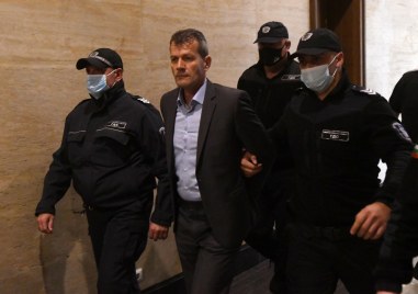 Лидерът на БНС Боян Расате отива на съд за хулиганство