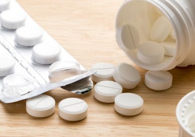 Медици излязоха с подписка против масовото използване на антибиотици при