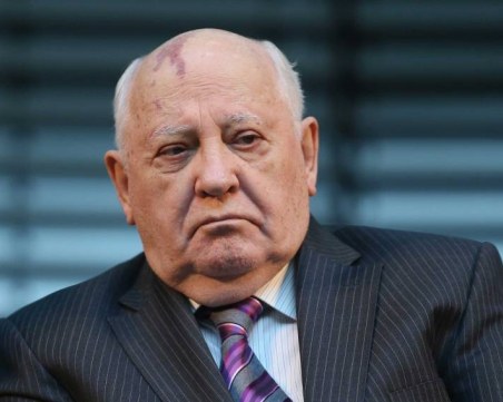 Съдят Горбачов за военни престъпления