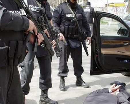 Внасят в пловдивския съд иск за близо 3 милиона срещу тютюнев бос, ръководил престъпна група