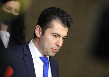 Кирил Петков се срещна с представители на Възраждане При премиера