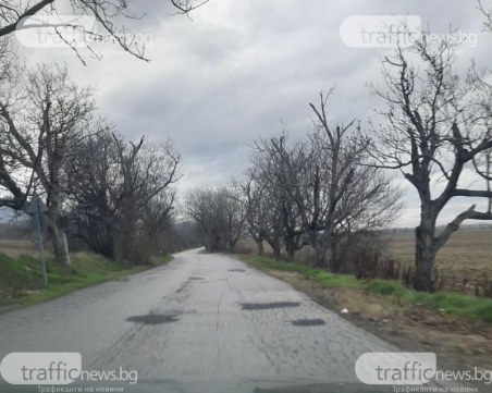 Ограничават движението по пътя Пловдив-Садово, пропускат колите периодично