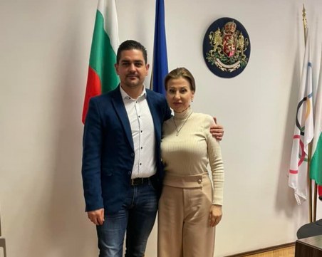 Спортният министър Радостин Василев и Илиана Раева се помириха
