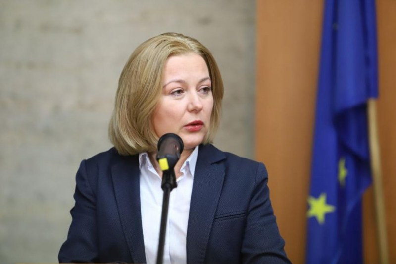 Министър Йорданова: Оставката на Цацаров няма да спре реформата на КПКОНПИ