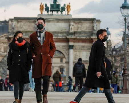 Окончателно: Въвеждат ваксинационни паспорти във Франция
