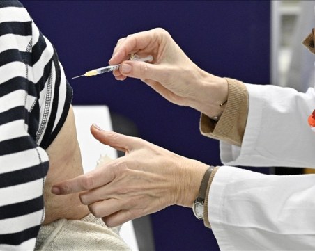 Задължителна ваксинация срещу COVID-19 за всички над 18 години в Австрия