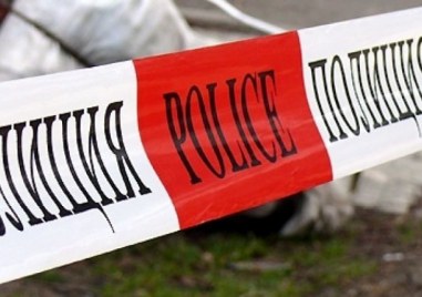 41 годишен мъж е открит мъртъв снощи пред дома му в бургаския
