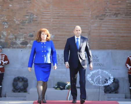 Румен Радев и Илияна Йотова полагат клетва за втория си мандат