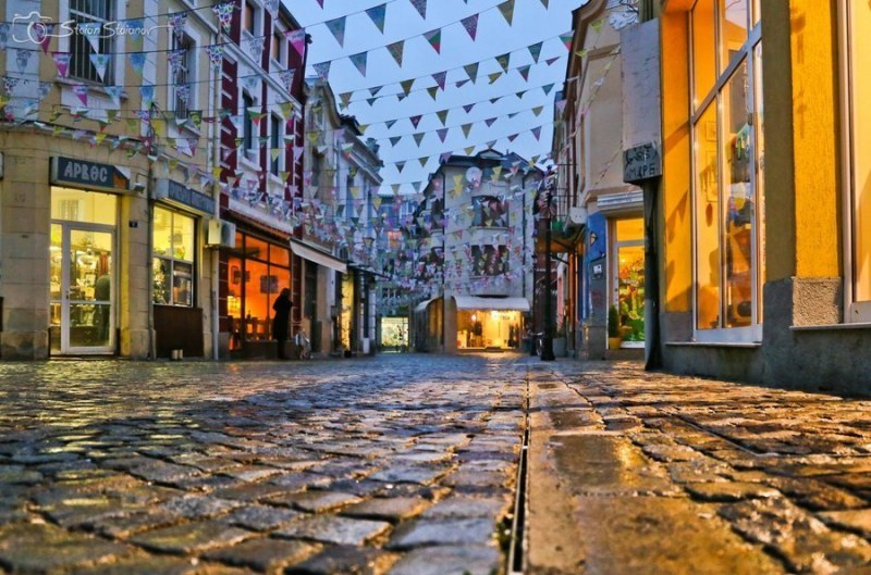 Възстановяват и разширяват обхвата на атрактивната инсталация “На родените днес”