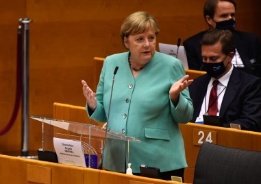 Бившият германски канцлер Ангела Меркел е отхвърлила оферта за работа