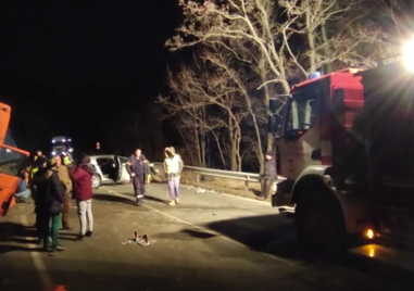 Един човек е загинал при тежка катастрофа край Благоевград и