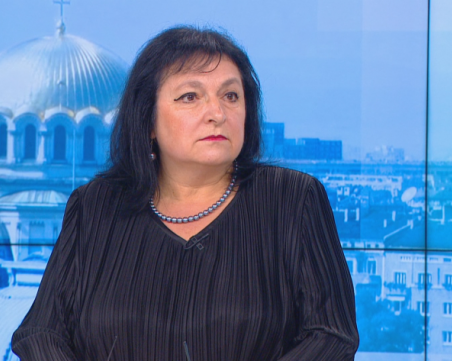 Доц. Гломб: Омикрон не е по-заразен, а избягва създадения имунитет