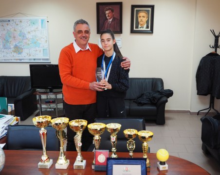 Кметът Димитър Иванов с предложение в Общински съвет 