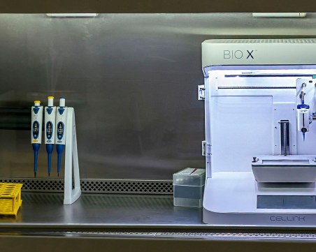 МУ-Пловдив използва български биомастила  за 3D биопринтиране