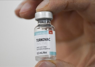 Турция ще поставя като трета доза местната ваксина Turcovac на хора