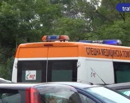 22-годишна шофьорка се заби в дърво в Кършияка