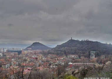 Жълт код за опасно време е обявено за Пловдив и