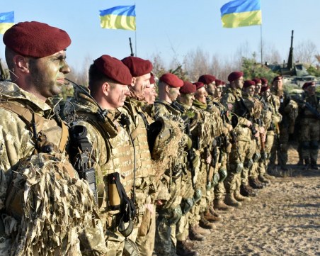 САЩ изпрати военна помощ на Украйна за 200 млн. долара