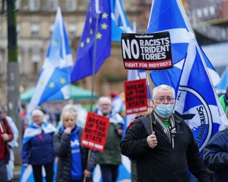 Шотландци на протест: Борис -  вън! Време е за независимост