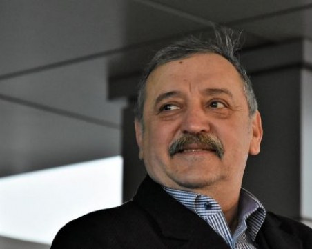 Кантарджиев: Към края на пролетта ще имаме рязко намаляване на случаите