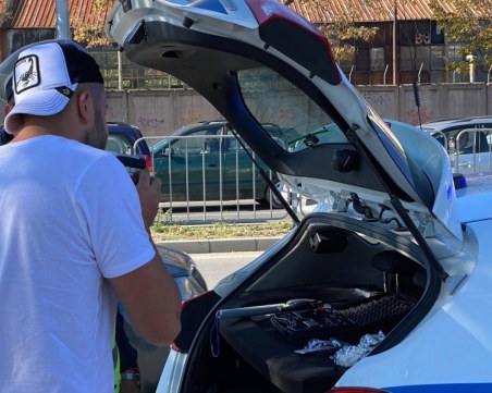 Пиян шофьор катастрофира в Перущица, 25-годишен пострада