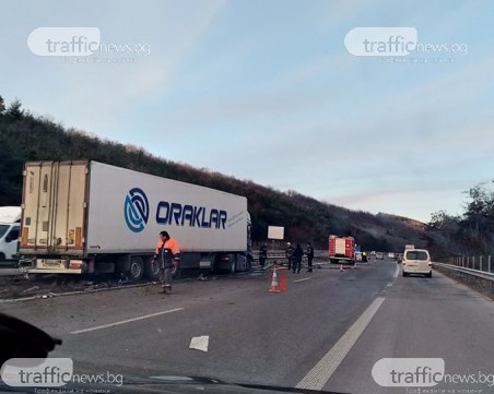 Катастрофа на АМ Тракия между тир и кола