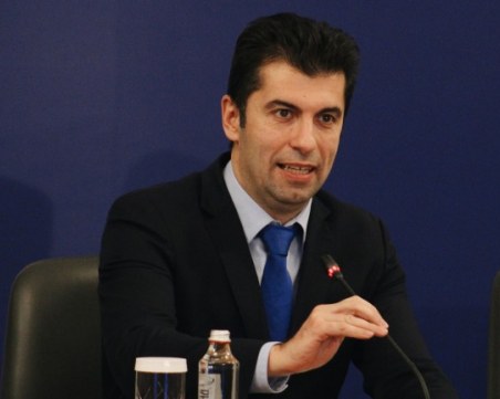 Кирил Петков: Напрежението между Украйна и Русия се вдига, но не дрънчи на война