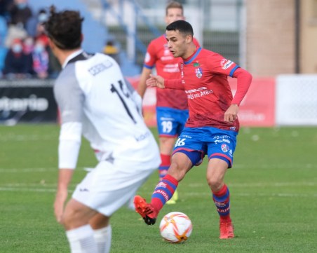 Локомотив поиска испански халф