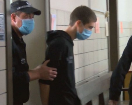 Съдът в Пловдив остави богаташкия син, който премаза три момичета в Стара Загора, под домашен арест